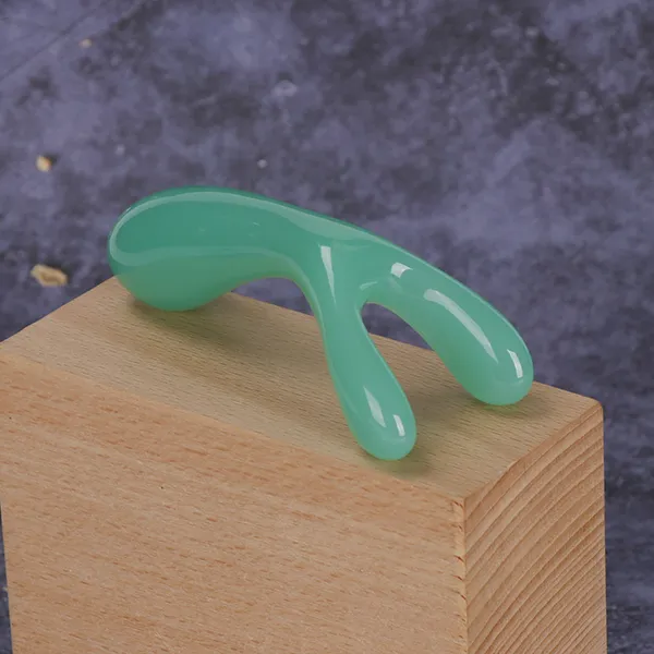 Nose Scraper Massager Green