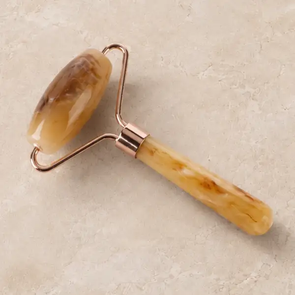 Tapered Handle Resin Face Roller Brown