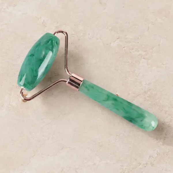 Tapered Handle Face Roller